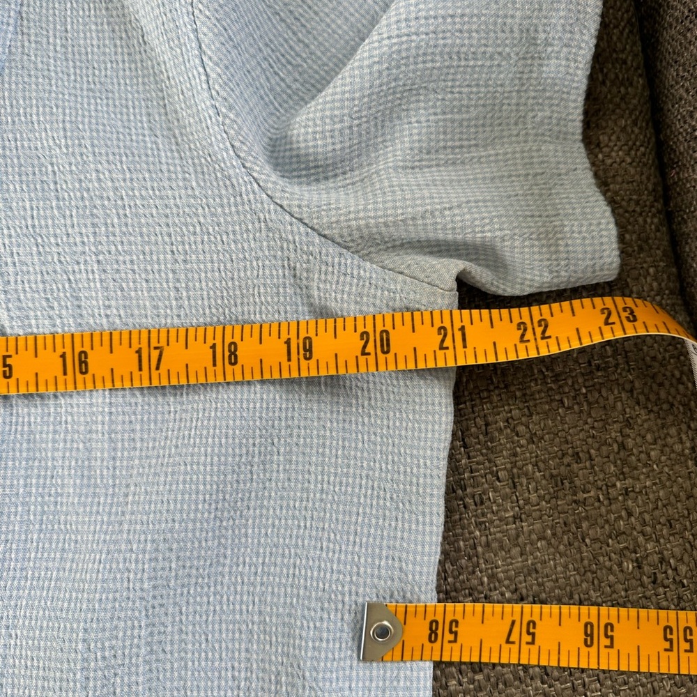Christopher & Banks Women’s light Blue Short Sleeve Button Down Blouse Large - Picture 3 of 8